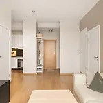 아파트 Lys Og Innbydende I Sandviken *