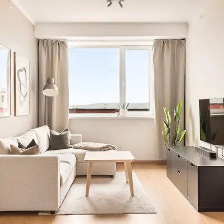 Lys Og Innbydende I Sandviken