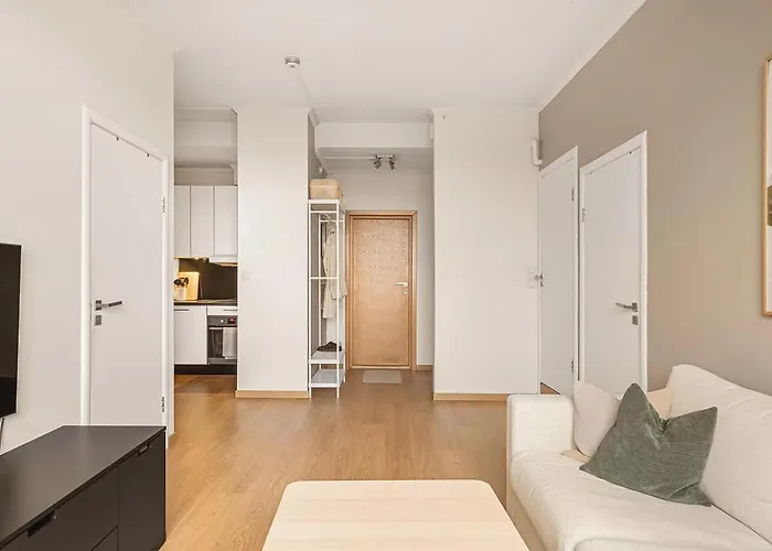 Appartement Lys Og Innbydende I Sandviken *